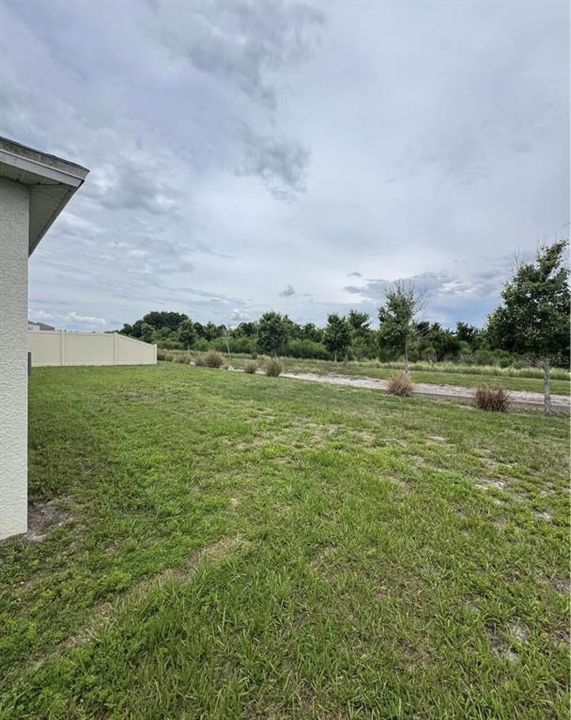 For Rent: $2,200 (4 beds, 2 baths, 1848 Square Feet)