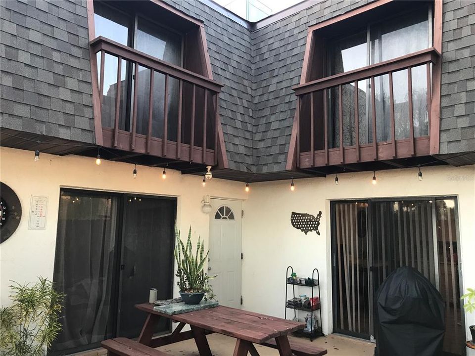 For Rent: $1,800 (2 beds, 2 baths, 1380 Square Feet)