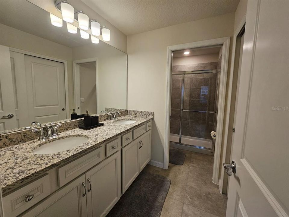В аренду: $3,300 (5 спален, 4 ванн, 2283 Квадратных фут)