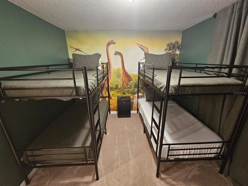 В аренду: $3,300 (5 спален, 4 ванн, 2283 Квадратных фут)