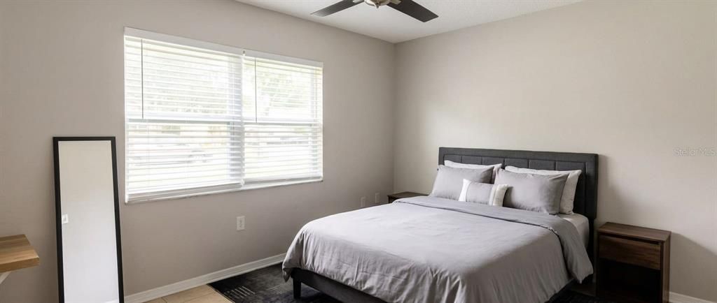 For Sale: $449,000 (3 beds, 2 baths, 1287 Square Feet)