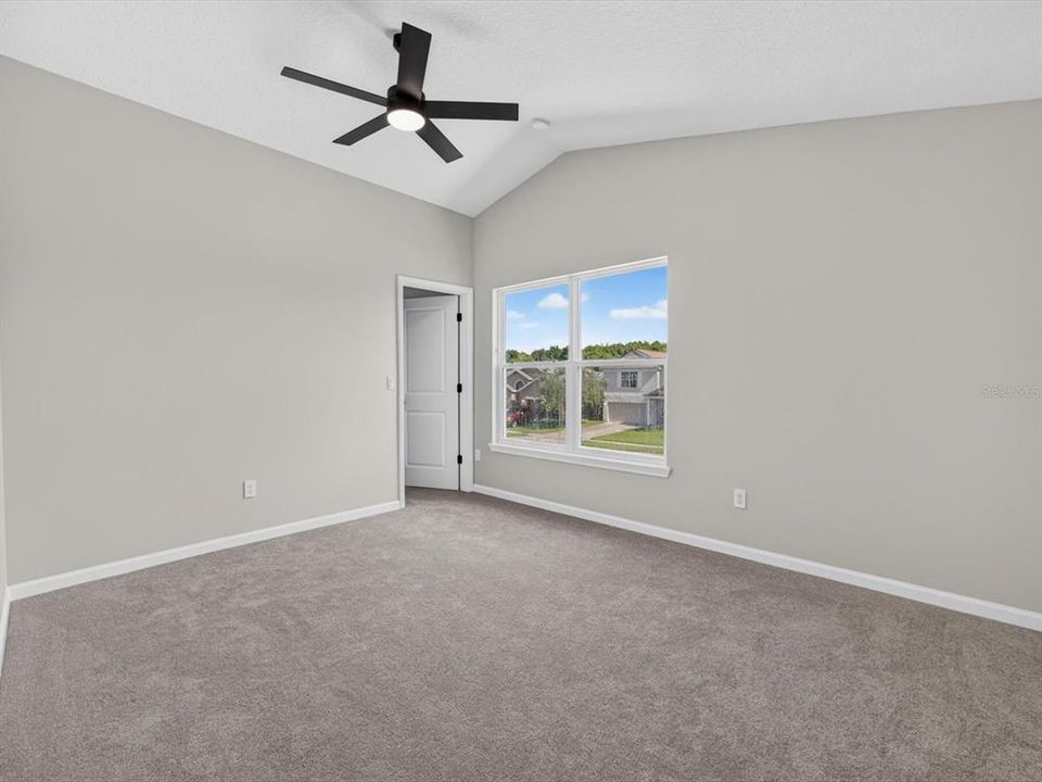 Active With Contract: $550,000 (4 beds, 2 baths, 2321 Square Feet)