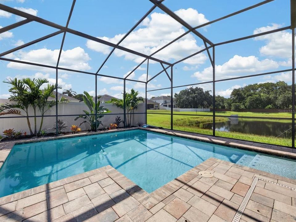 Active With Contract: $550,000 (4 beds, 2 baths, 2321 Square Feet)