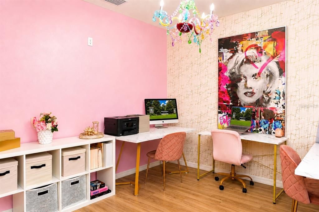 На продажу: $395,000 (4 спален, 2 ванн, 1905 Квадратных фут)