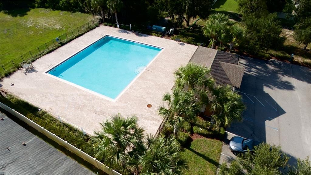 На продажу: $395,000 (4 спален, 2 ванн, 1905 Квадратных фут)