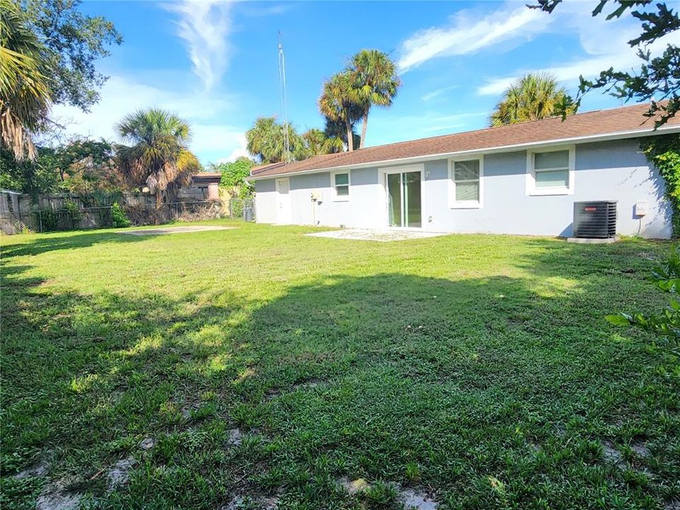 For Sale: $219,900 (3 beds, 2 baths, 1278 Square Feet)