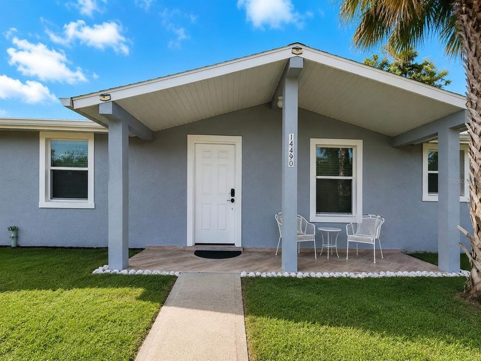 For Sale: $219,900 (3 beds, 2 baths, 1278 Square Feet)