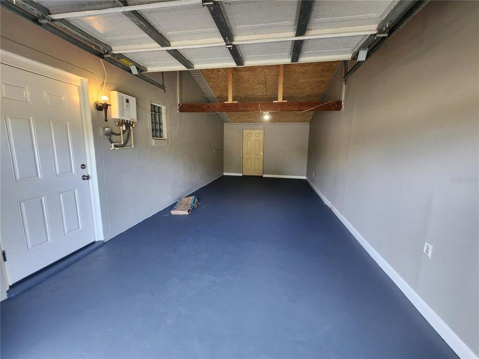 For Sale: $219,900 (3 beds, 2 baths, 1278 Square Feet)