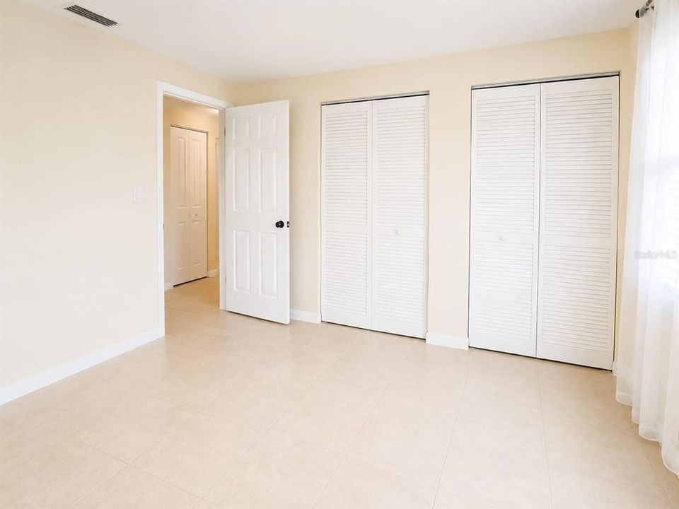 For Sale: $219,900 (3 beds, 2 baths, 1278 Square Feet)