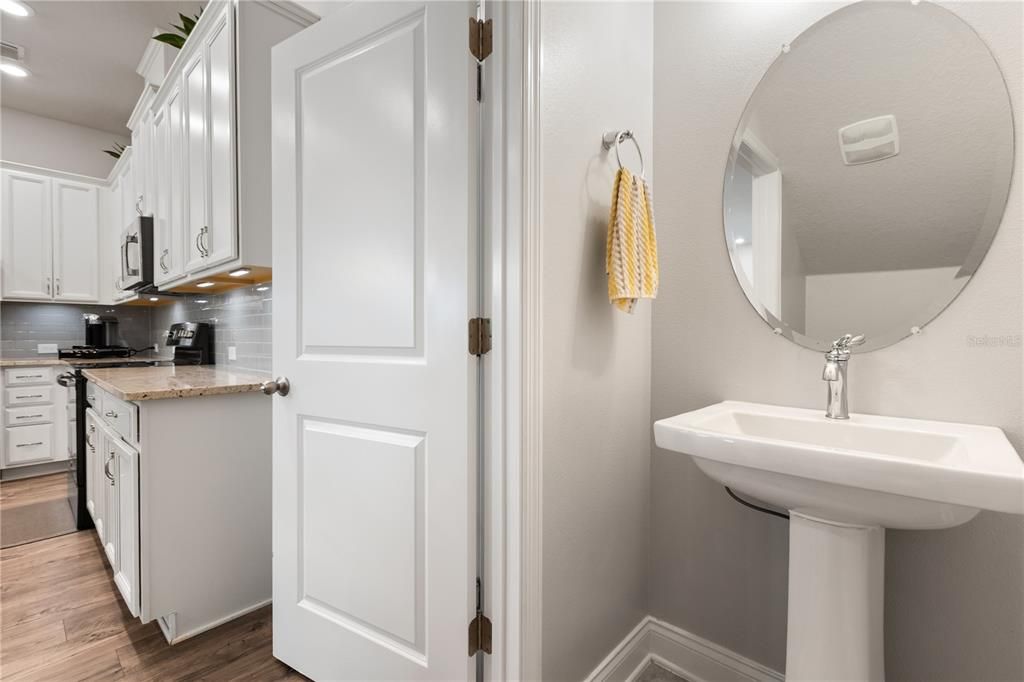 For Rent: $2,700 (3 beds, 2 baths, 1612 Square Feet)