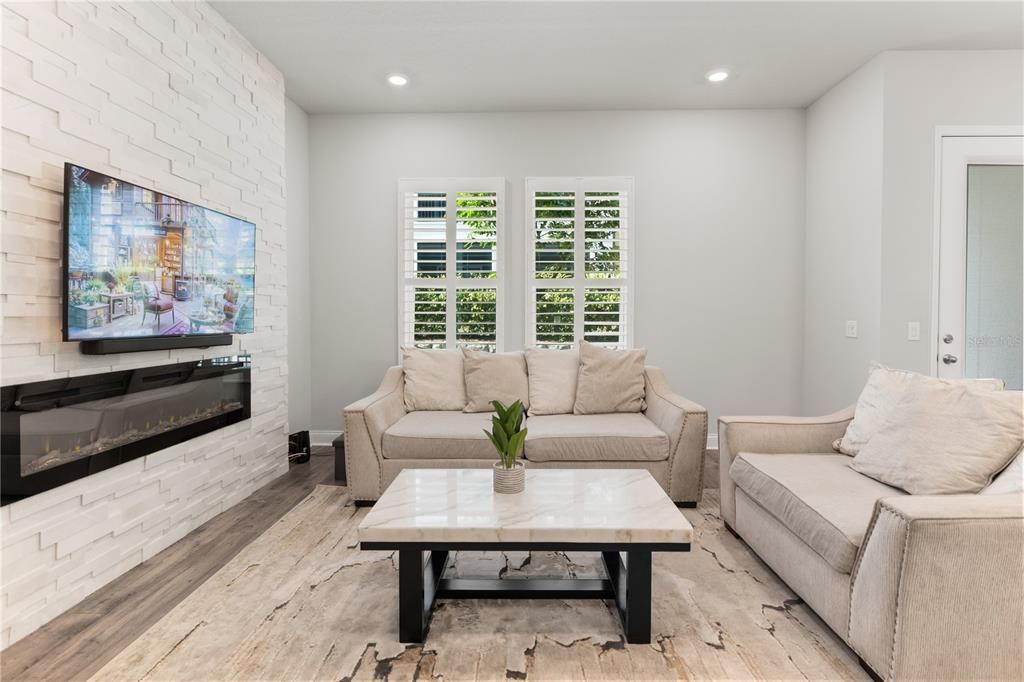 For Rent: $2,700 (3 beds, 2 baths, 1612 Square Feet)