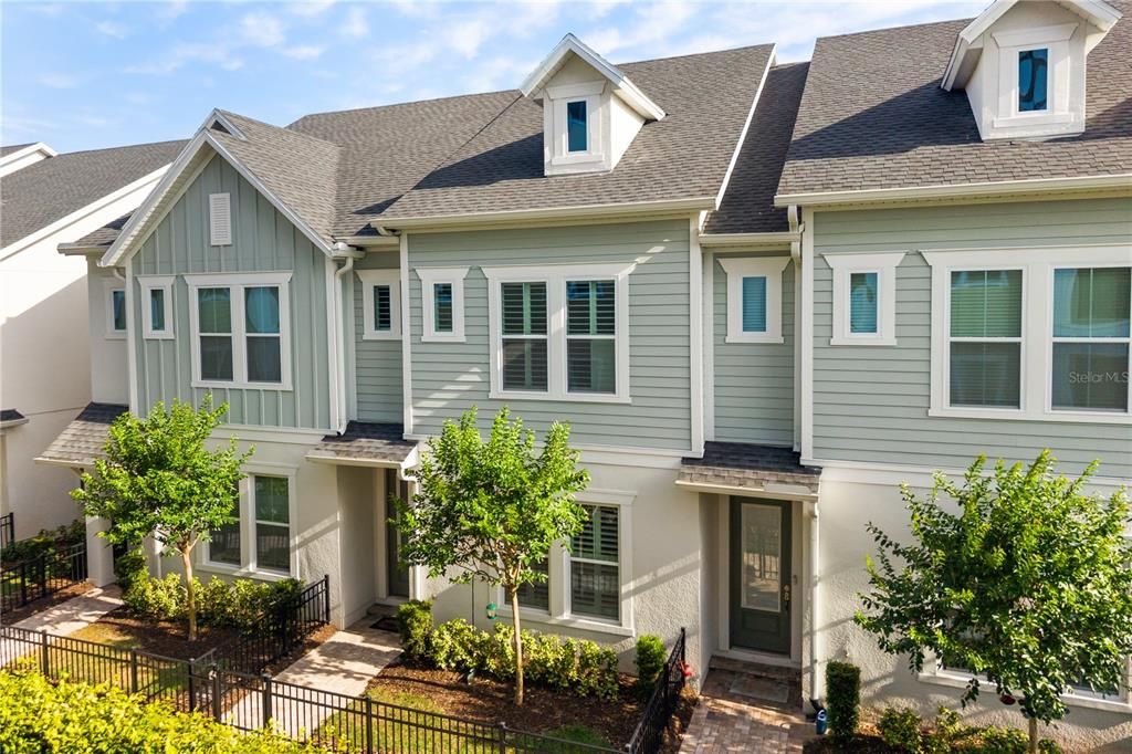 For Rent: $2,700 (3 beds, 2 baths, 1612 Square Feet)