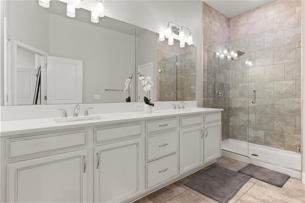 For Rent: $2,700 (3 beds, 2 baths, 1612 Square Feet)