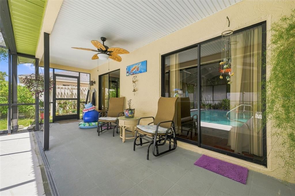 For Sale: $335,000 (3 beds, 2 baths, 1659 Square Feet)