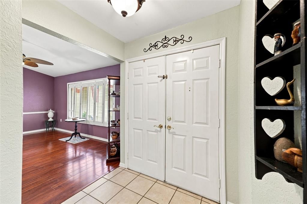 For Sale: $335,000 (3 beds, 2 baths, 1659 Square Feet)