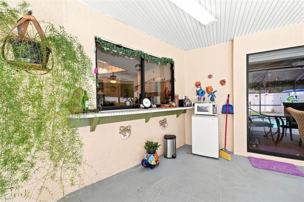 For Sale: $335,000 (3 beds, 2 baths, 1659 Square Feet)