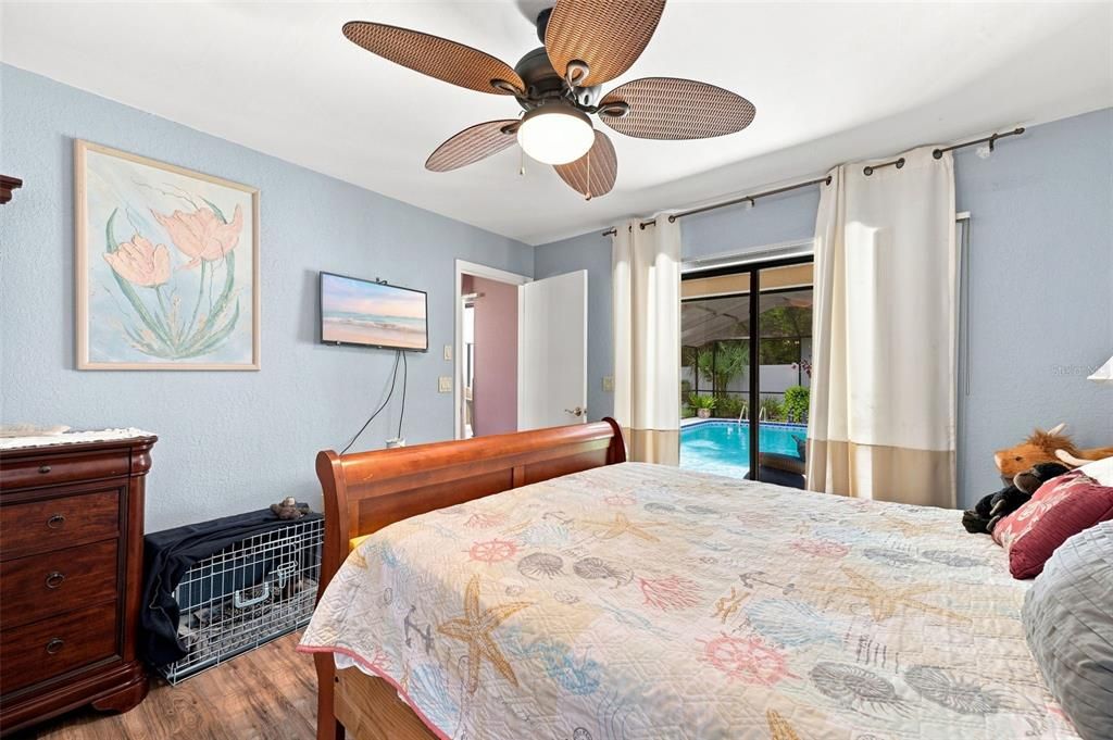 For Sale: $335,000 (3 beds, 2 baths, 1659 Square Feet)