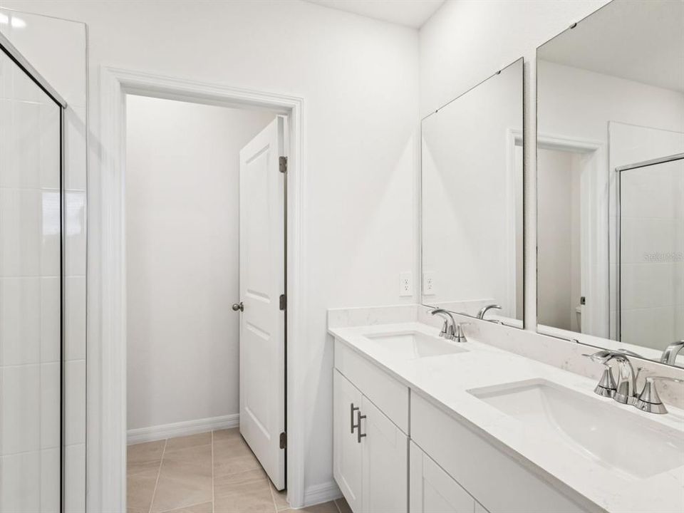 For Sale: $269,490 (3 beds, 2 baths, 1269 Square Feet)