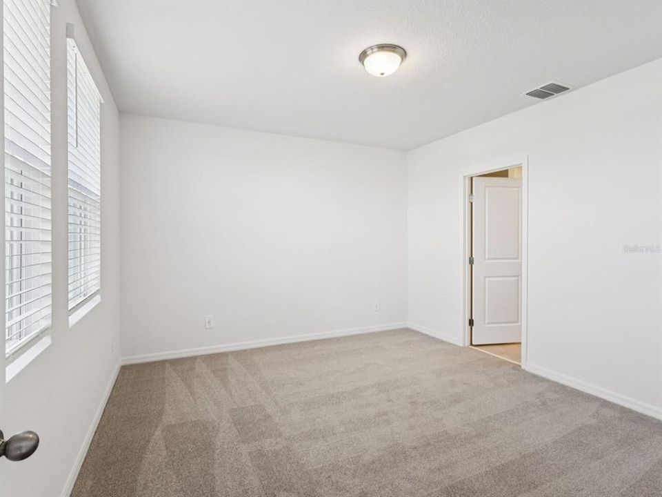 For Sale: $269,490 (3 beds, 2 baths, 1269 Square Feet)
