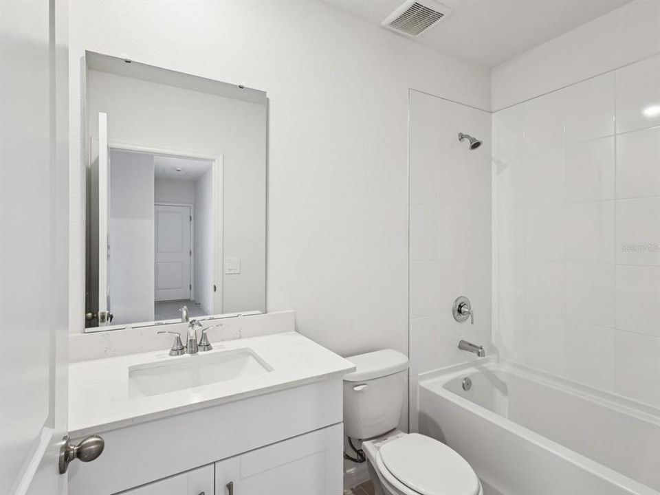 For Sale: $269,490 (3 beds, 2 baths, 1269 Square Feet)
