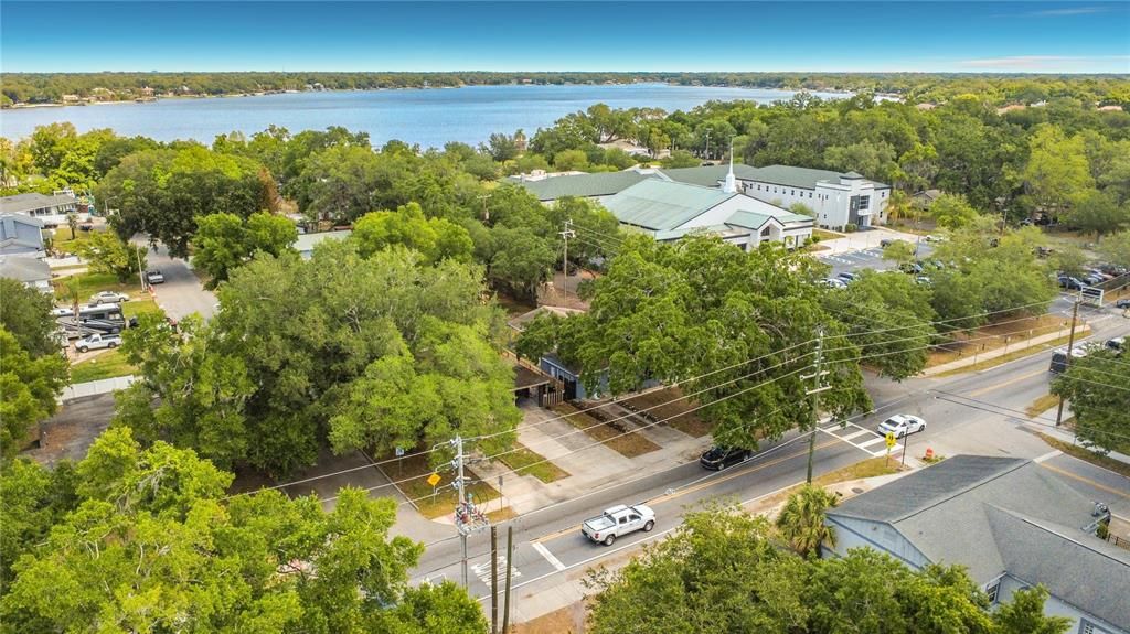 For Rent: $1,720 (2 beds, 1 baths, 725 Square Feet)