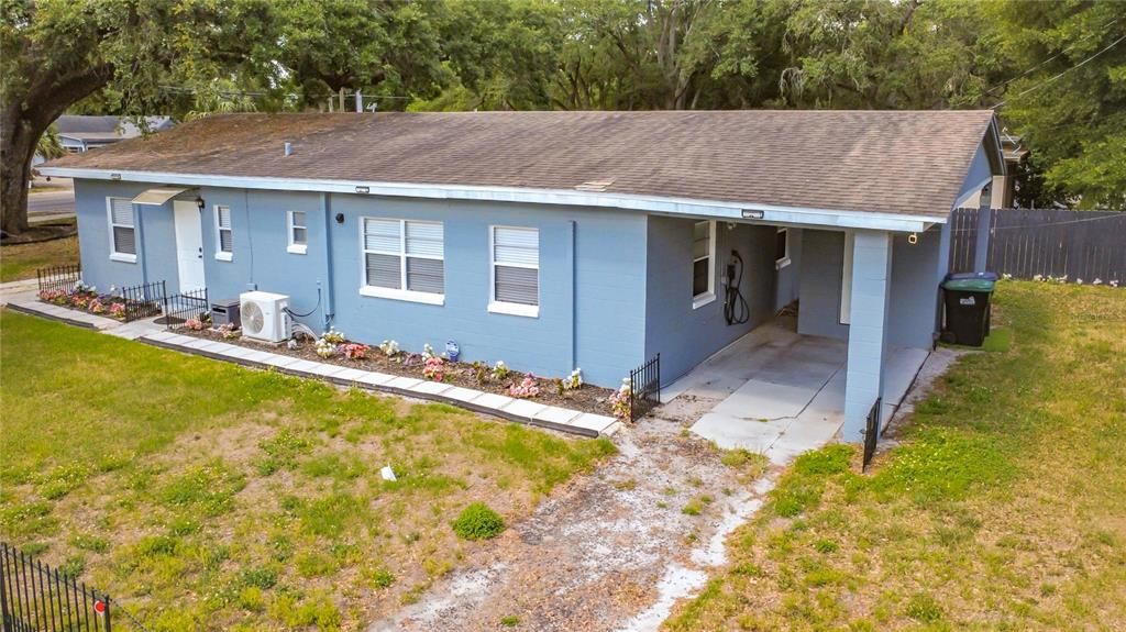 For Rent: $1,720 (2 beds, 1 baths, 725 Square Feet)