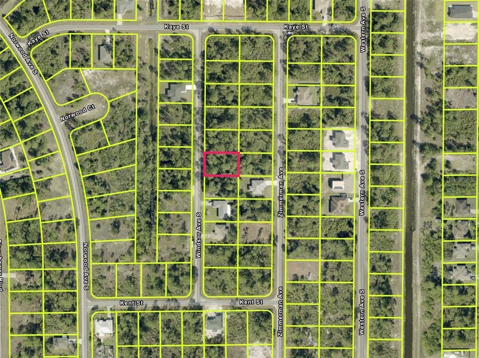 En Venta: $17,500 (0.24 acres)