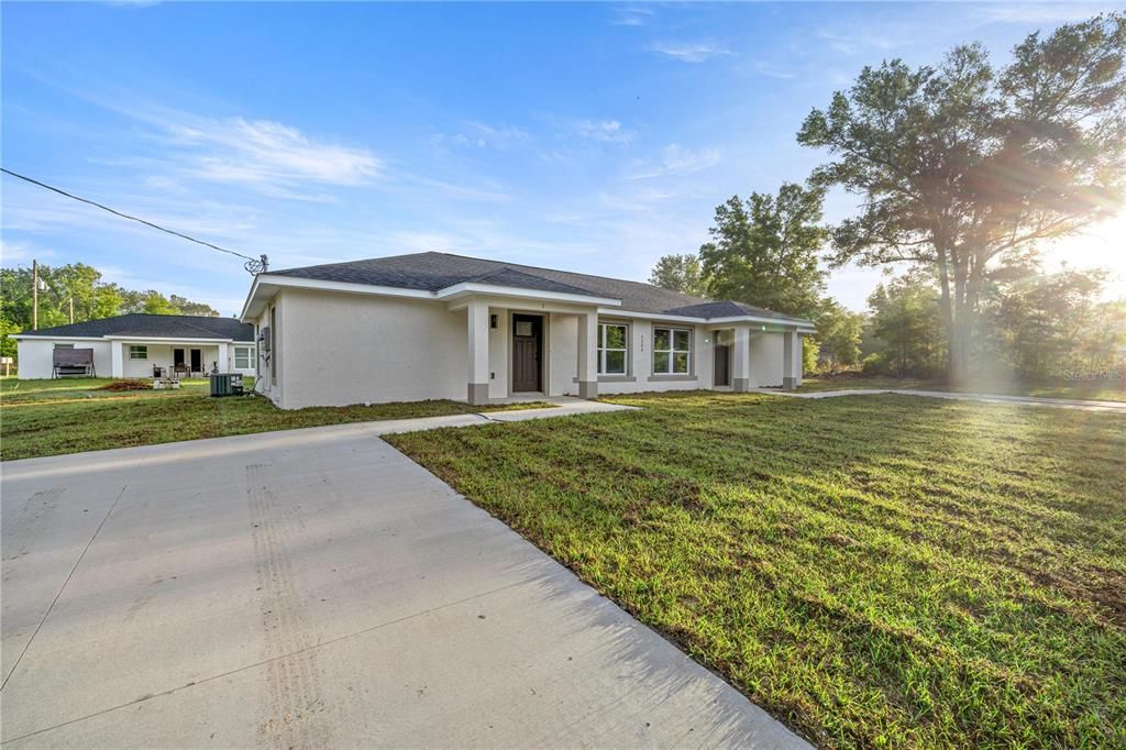 For Sale: $375,000 (4 beds, 0 baths, 2041 Square Feet)