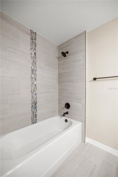 For Sale: $375,000 (4 beds, 0 baths, 2041 Square Feet)