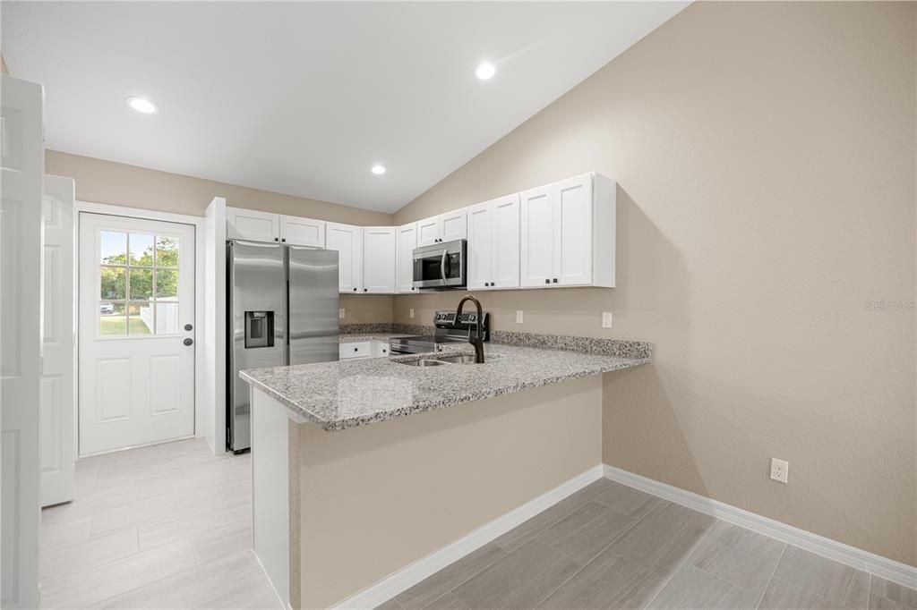 For Sale: $375,000 (4 beds, 0 baths, 2041 Square Feet)
