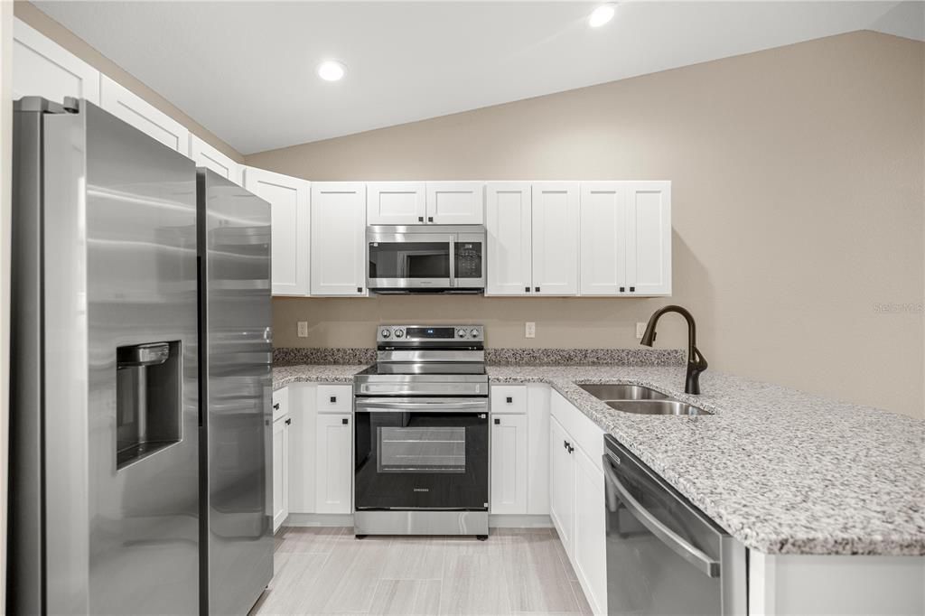 For Sale: $375,000 (4 beds, 0 baths, 2041 Square Feet)