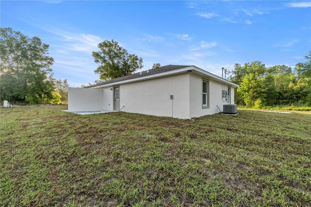 For Sale: $375,000 (4 beds, 0 baths, 2041 Square Feet)