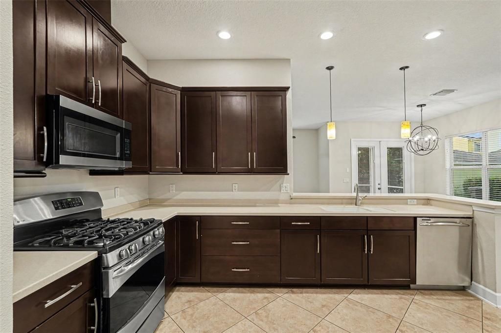 For Sale: $424,900 (3 beds, 2 baths, 2296 Square Feet)