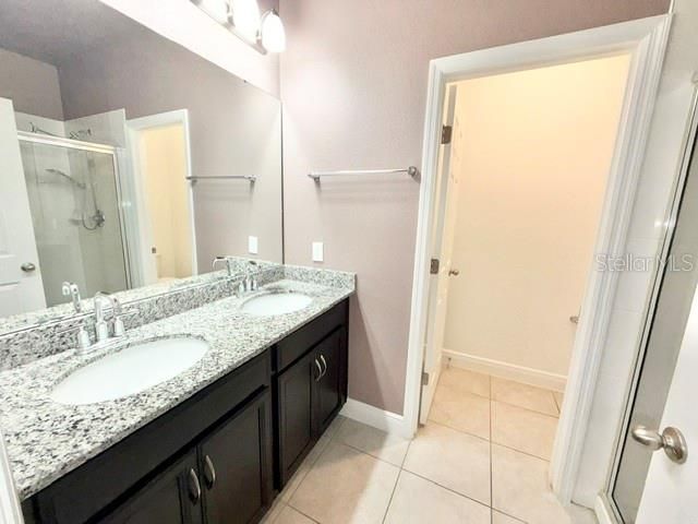 For Rent: $3,395 (3 beds, 2 baths, 2378 Square Feet)