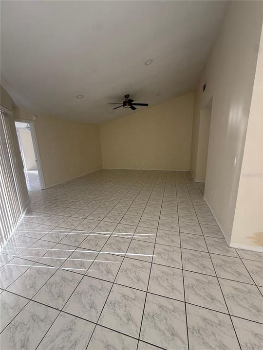 En Renta: $2,790 (3 camas, 2 baños, 1619 Pies cuadrados)