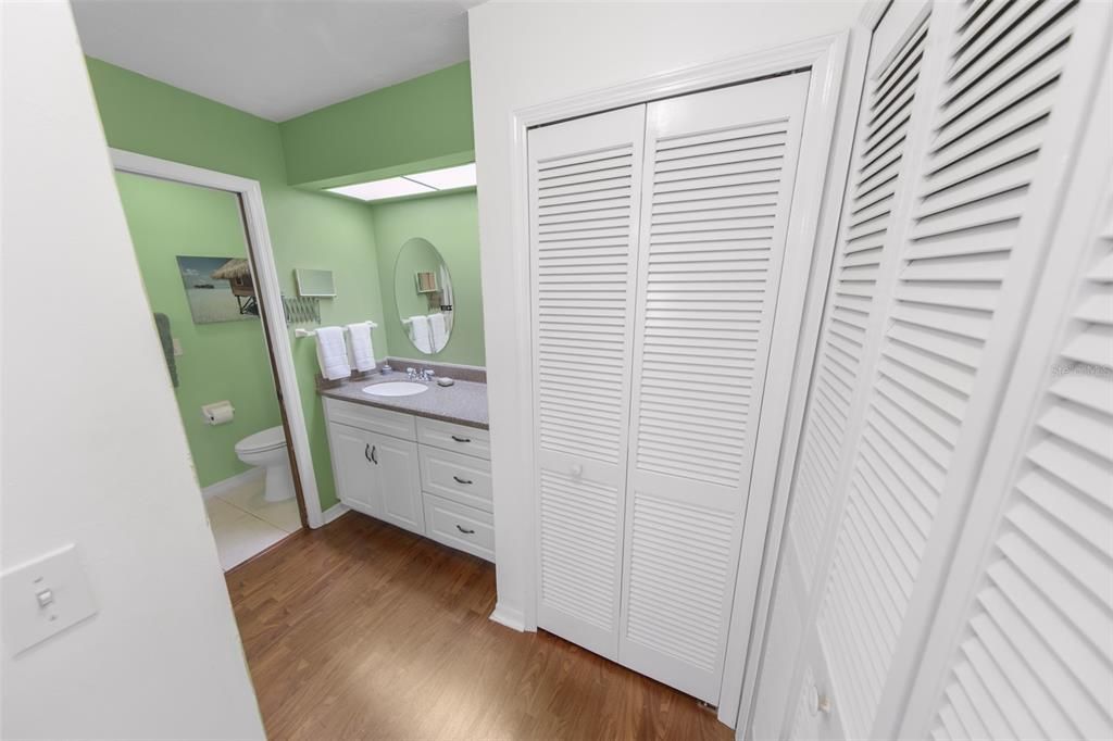 For Sale: $599,900 (3 beds, 2 baths, 1412 Square Feet)