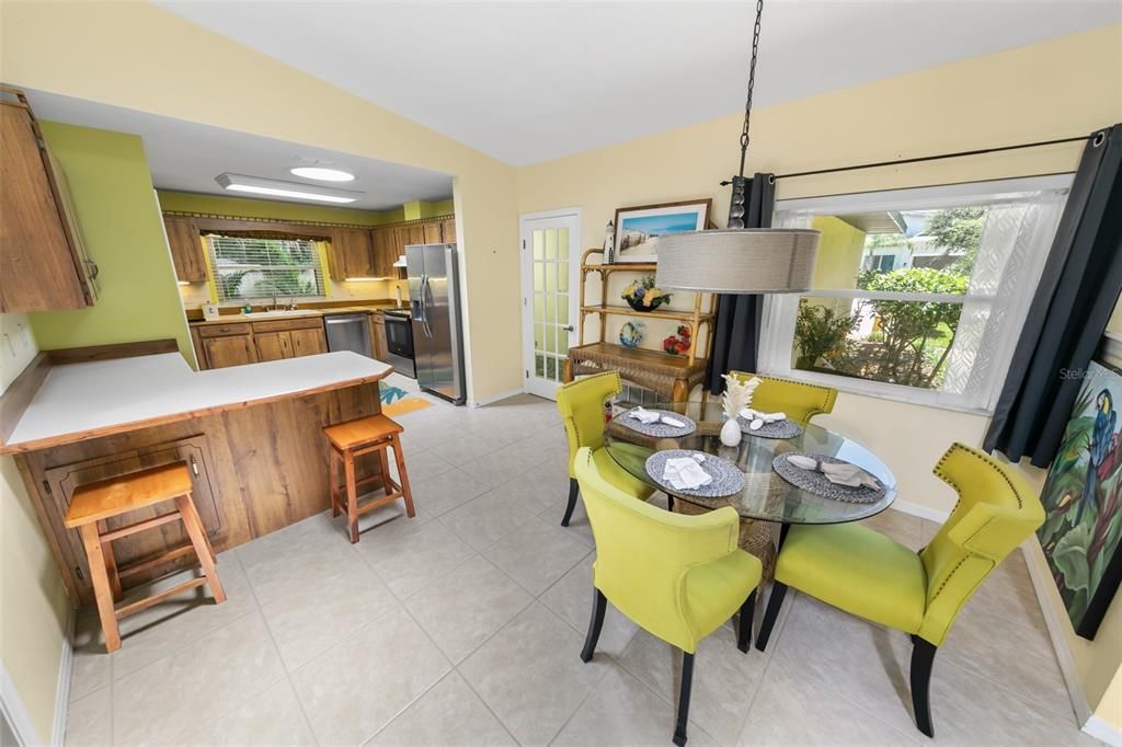 For Sale: $599,900 (3 beds, 2 baths, 1412 Square Feet)
