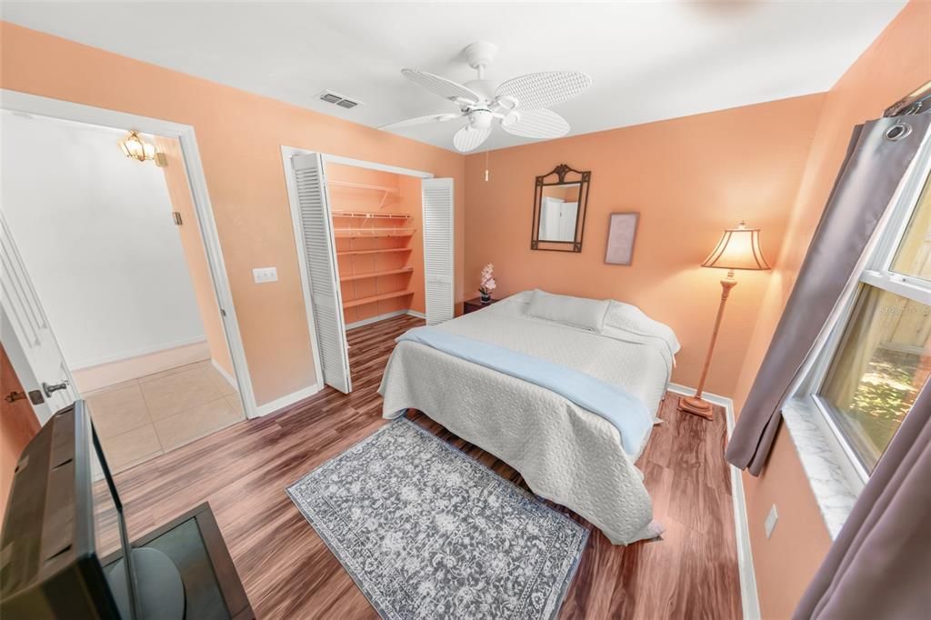 For Sale: $599,900 (3 beds, 2 baths, 1412 Square Feet)