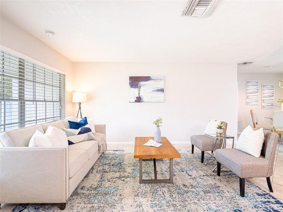 For Sale: $380,000 (3 beds, 2 baths, 1161 Square Feet)
