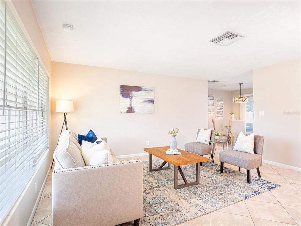 For Sale: $380,000 (3 beds, 2 baths, 1161 Square Feet)