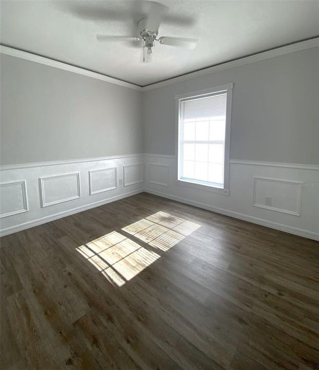 For Sale: $249,900 (4 beds, 2 baths, 1348 Square Feet)