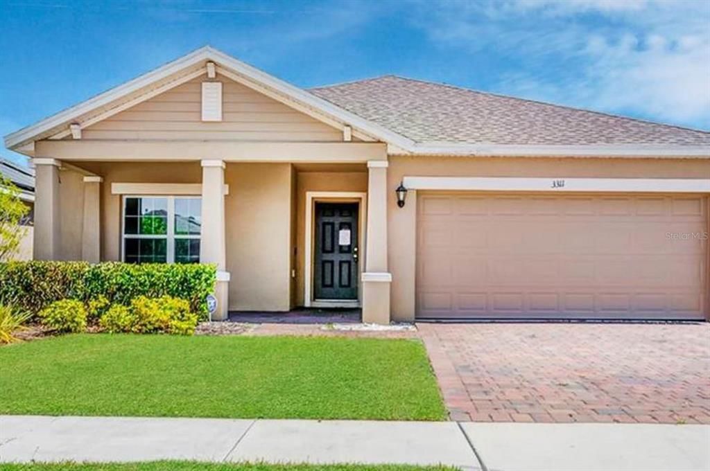 For Rent: $2,199 (4 beds, 3 baths, 1816 Square Feet)