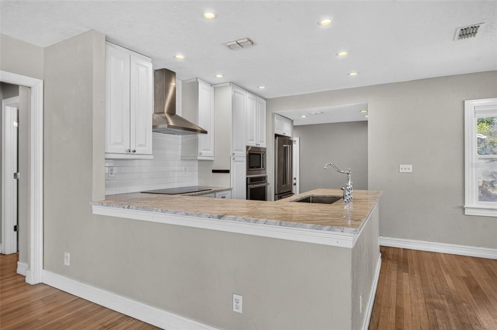For Rent: $3,800 (3 beds, 2 baths, 1779 Square Feet)