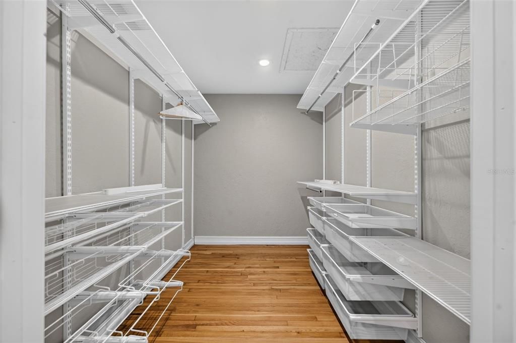 For Rent: $3,800 (3 beds, 2 baths, 1779 Square Feet)
