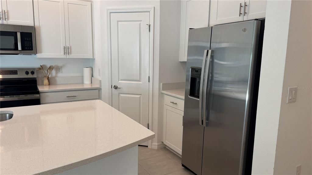 В аренду: $2,295 (3 спален, 2 ванн, 1404 Квадратных фут)