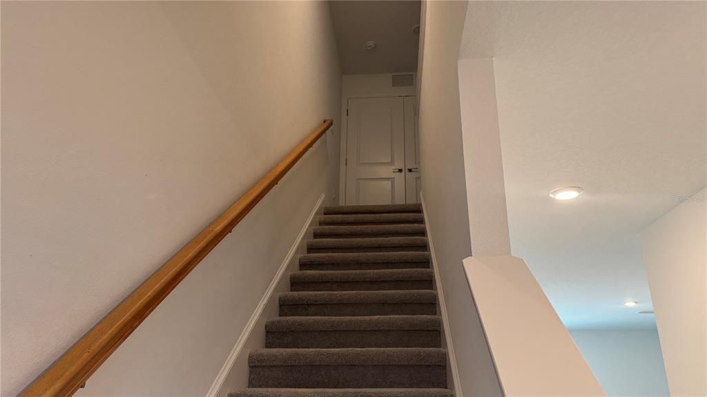 В аренду: $2,295 (3 спален, 2 ванн, 1404 Квадратных фут)