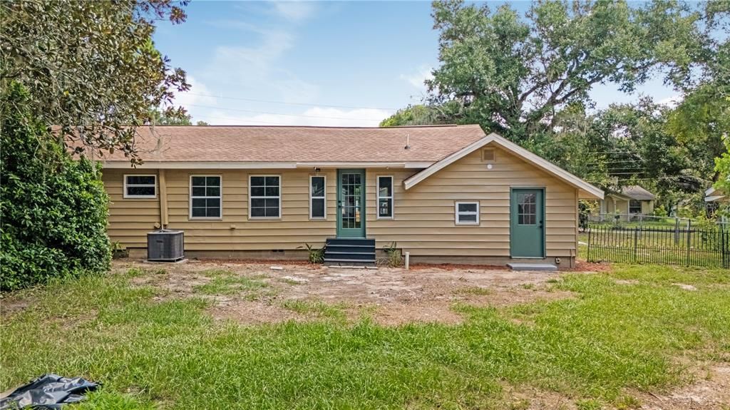 For Sale: $449,000 (3 beds, 2 baths, 2072 Square Feet)