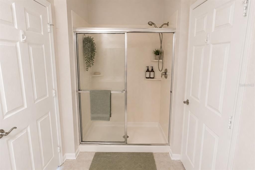 For Rent: $2,789 (3 beds, 2 baths, 2074 Square Feet)