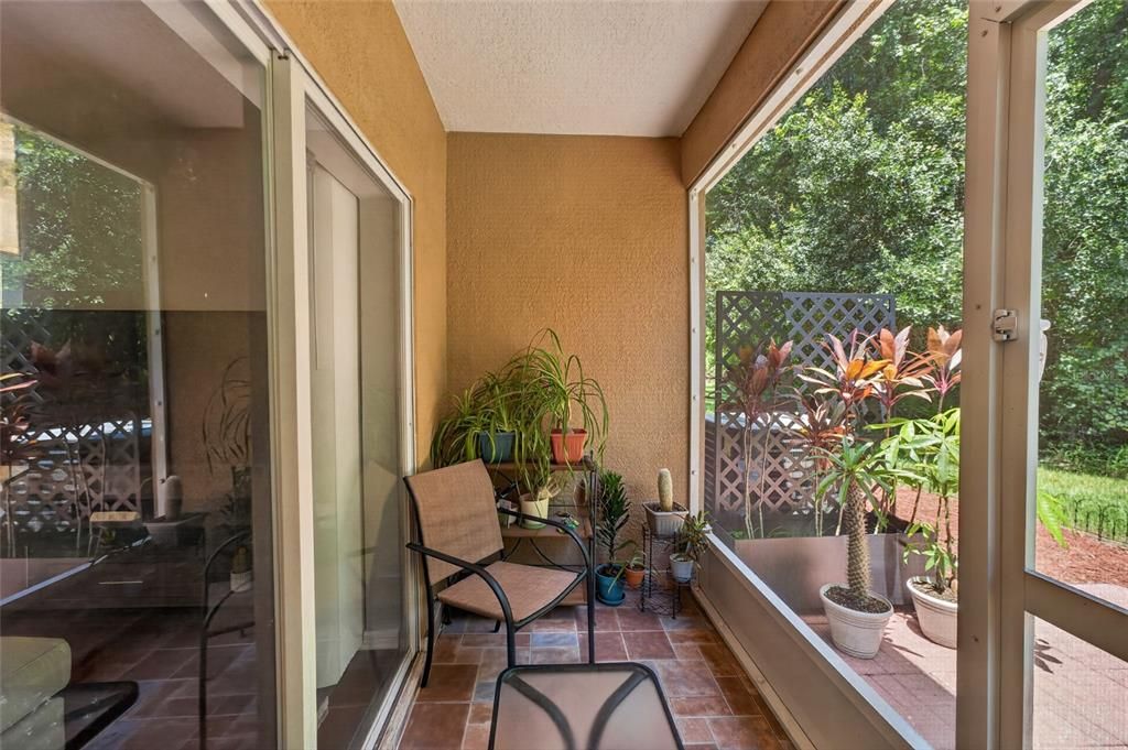 На продажу: $255,000 (3 спален, 3 ванн, 1559 Квадратных фут)