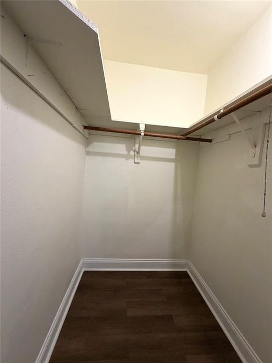 For Rent: $1,295 (1 beds, 1 baths, 690 Square Feet)